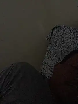 Snapshot of PIROCAGG21 chatting on April 5, 2026, 10:12 am PIROCAGG21 online show from April 5, 2026, 10:12 am