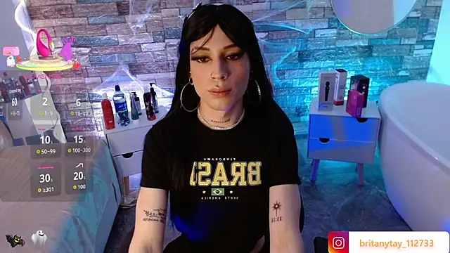 boyfox tay online show from November 4, 2025, 4:00 am