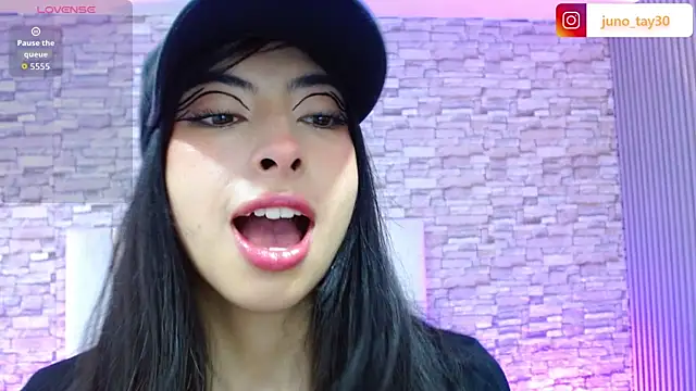 juno tay online show from September 28, 2025, 11:48 am