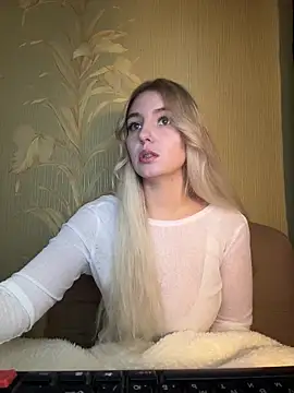 Snapshot of sindi_love_u chatting on October 21, 2025, 8:48 am sindi love u online show from October 21, 2025, 8:48 am