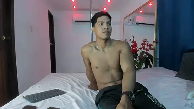 Akira Hime online show from November 15, 2025, 2:20 am