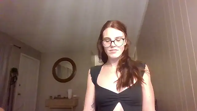 Miss honey94 online show from January 6, 2026, 11:47 am