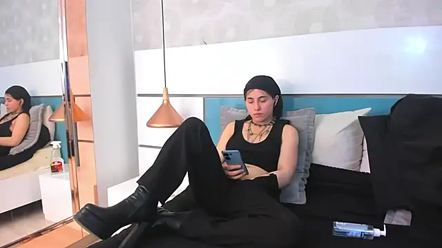 Snapshot of Ashkoreh chatting on February 20, 2026, 7:47 pm Ashkoreh online show from February 20, 2026, 7:47 pm