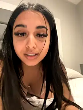 LilMisIndianx online show from October 14, 2025, 6:58 am