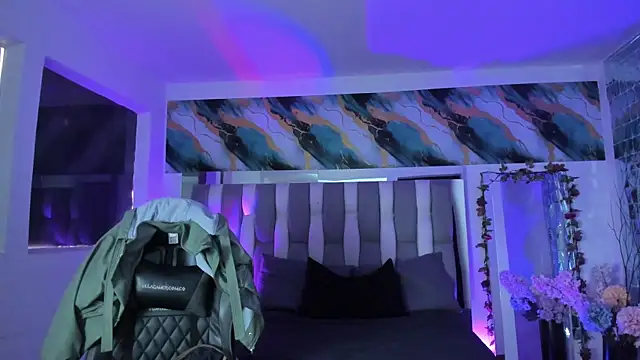 Adaara Rey online show from December 1, 2025, 7:19 pm