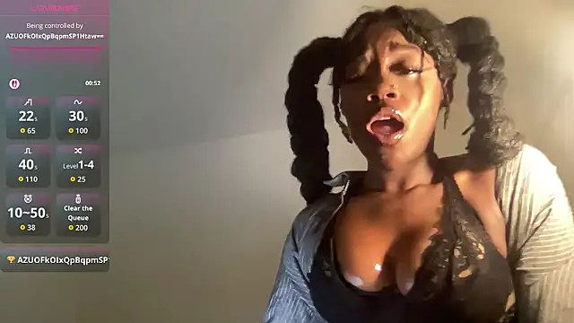 Snapshot of maskedgirl5005 chatting on November 16, 2025, 3:01 am maskedgirl5005 online show from November 16, 2025, 3:01 am