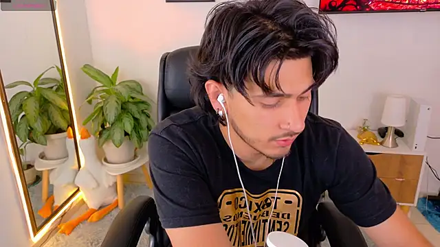 Snapshot of Elian_savoy chatting on September 21, 2025, 1:40 am Elian savoy online show from September 21, 2025, 1:40 am