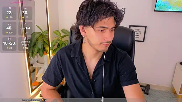 Snapshot of Elian_savoy chatting on October 1, 2025, 12:38 am Elian savoy online show from October 1, 2025, 12:38 am