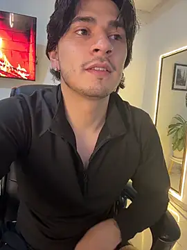 Snapshot of Elian_savoy chatting on November 14, 2025, 11:57 pm Elian savoy online show from November 14, 2025, 11:57 pm