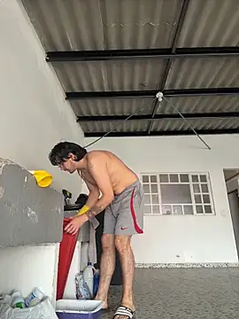 Snapshot of Elian_savoy chatting on December 4, 2025, 8:17 pm Elian savoy online show from December 4, 2025, 8:17 pm