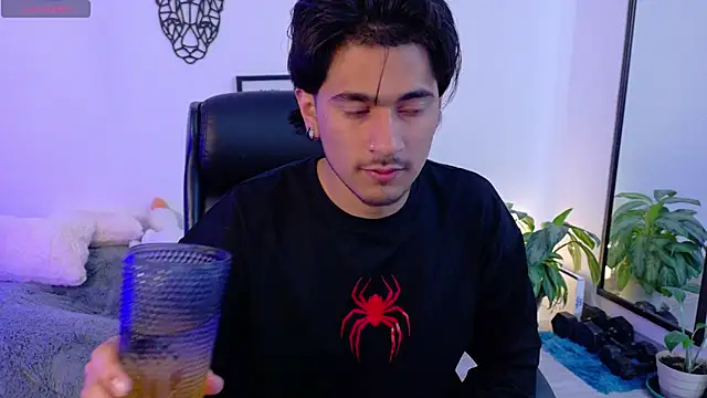 Snapshot of Elian_savoy chatting on February 24, 2026, 10:24 am Elian savoy online show from February 24, 2026, 10:24 am