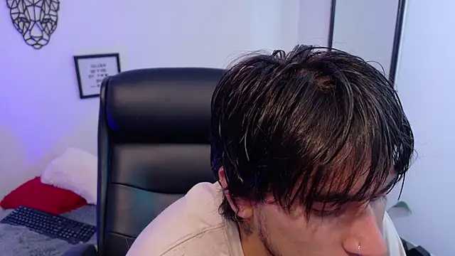 Elian savoy online show from April 5, 2026, 10:07 pm