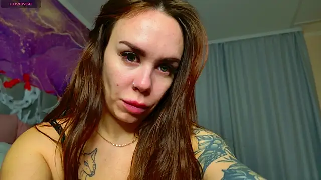 Snapshot of AnitaVensley chatting on October 24, 2025, 10:33 am AnitaVensley online show from October 24, 2025, 10:33 am