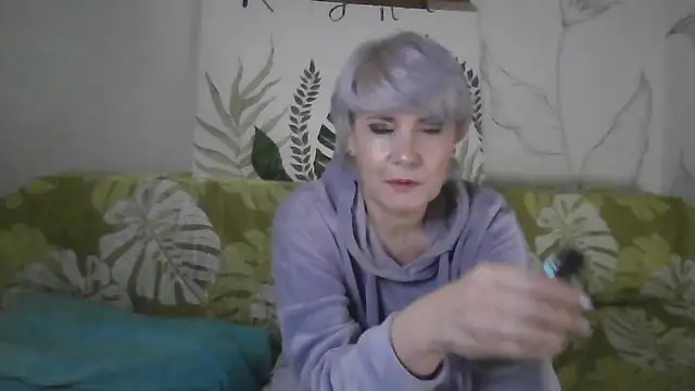 Catty Lady online show from January 12, 2026, 6:46 pm