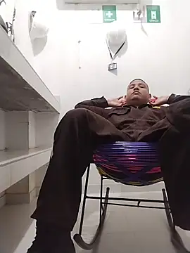 Snapshot of SOY0119DIEGO chatting on March 1, 2026, 11:23 am SOY0119DIEGO online show from March 1, 2026, 11:23 am