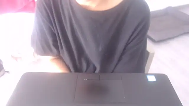 sabrina v  online show from May 9, 2026, 1:38 pm