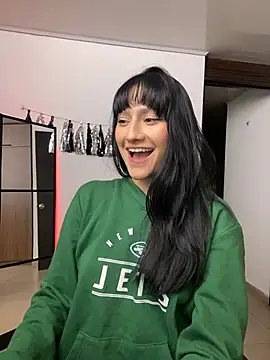 lenkaa online show from February 11, 2026, 11:32 pm