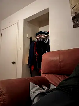 himNIGuys online show from November 14, 2025, 4:11 am