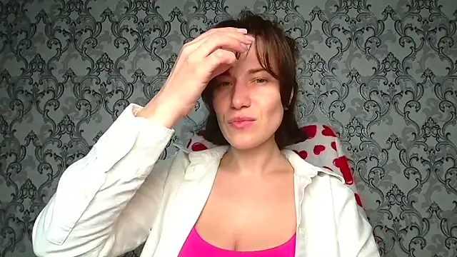 Kelly Kisss online show from April 11, 2026, 5:23 am