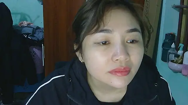 Uhem112 online show from December 16, 2025, 12:43 pm