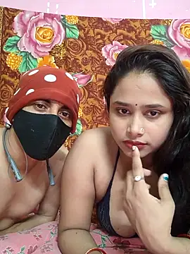 Seducing couple online show from May 10, 2026, 4:50 am