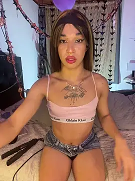 terra sunligth online show from October 19, 2025, 9:04 pm