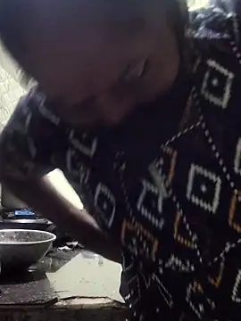 papukurty online show from November 13, 2025, 1:10 pm