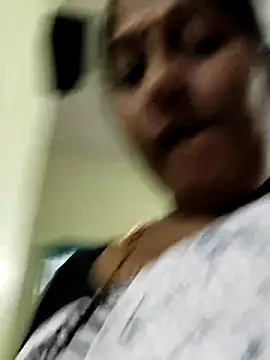 papukurty online show from April 13, 2026, 1:49 pm