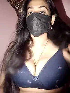 Snapshot of umairahaasan_1 chatting on October 27, 2025, 10:52 am umairahaasan 1 online show from October 27, 2025, 10:52 am