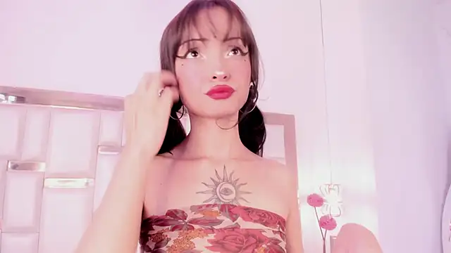 MaddieStark online show from November 13, 2025, 5:01 pm