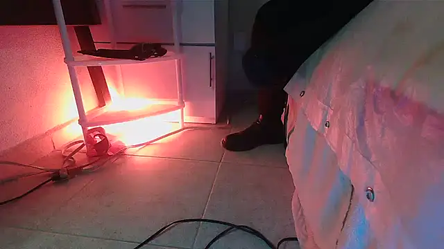 Snapshot of SatiroyNinfa chatting on April 29, 2026, 10:16 pm SatiroyNinfa online show from April 29, 2026, 10:16 pm