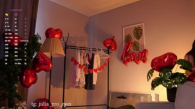 Julia PR0 online show from February 15, 2026, 10:25 am