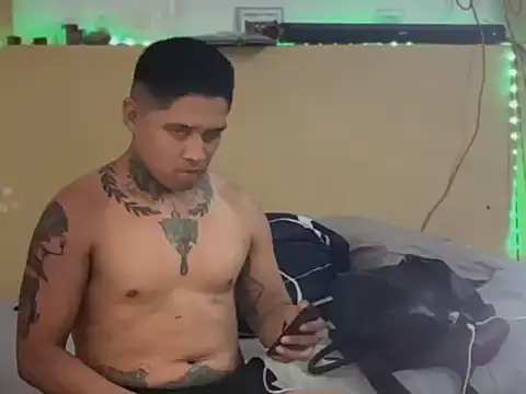 siilvestremx online show from December 19, 2025, 3:13 am