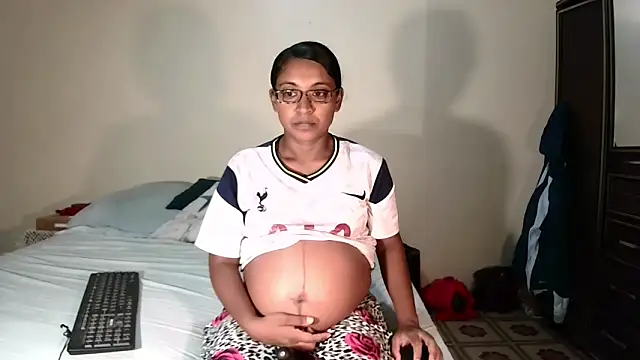 indiansweetflava online show from March 29, 2026, 6:41 pm