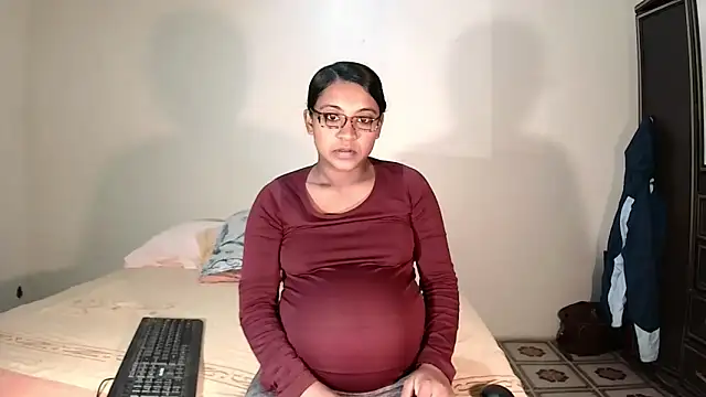 indiansweetflava online show from May 15, 2026, 4:30 am