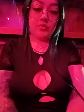 Dulcedeanis online show from February 23, 2026, 5:16 am