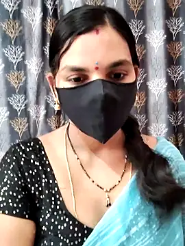 Snapshot of Lalitha-1995 chatting on May 19, 2026, 4:30 am Lalitha-1995 online show from May 19, 2026, 4:30 am
