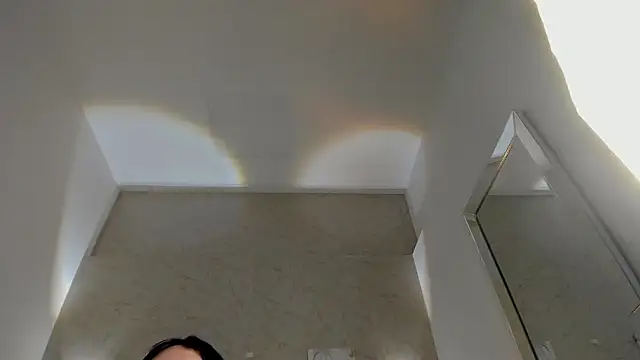 Lunaa bellaa online show from March 28, 2026, 7:46 pm