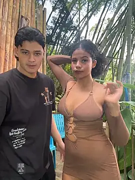 Rose-andres online show from January 13, 2026, 9:42 pm