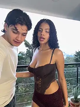 Rose-andres online show from March 12, 2026, 10:49 pm