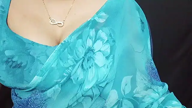 Anuforyou19 online show from November 18, 2025, 4:44 pm