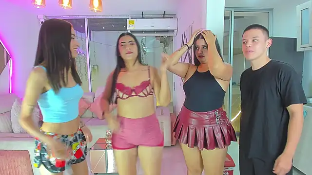 stangirls  online show from November 4, 2025, 9:47 pm