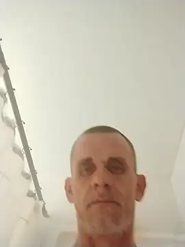 helldonk online show from December 18, 2025, 7:58 am