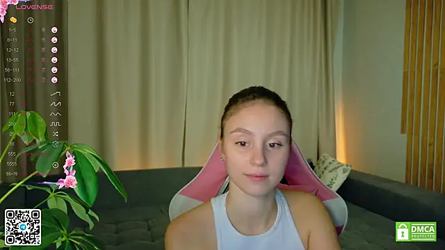 sweet loopy online show from October 23, 2025, 5:01 pm