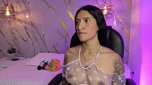 Scaarlettfox online show from November 29, 2025, 4:21 pm