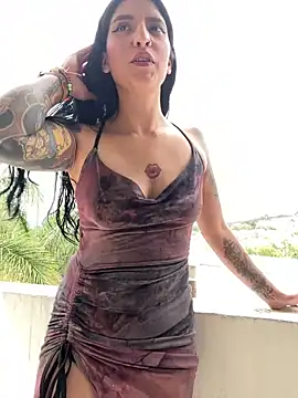 Scaarlettfox online show from March 21, 2026, 7:39 pm