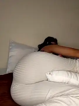 Samaarsexy23 online show from October 19, 2025, 12:11 am