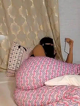 Samaarsexy23 online show from November 18, 2025, 1:26 pm