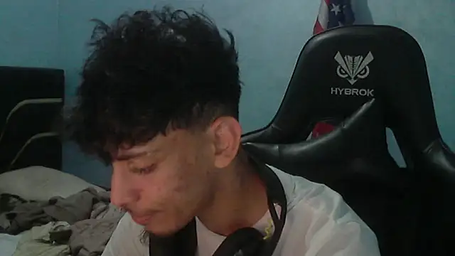 Dark DesireX online show from April 15, 2026, 9:48 pm