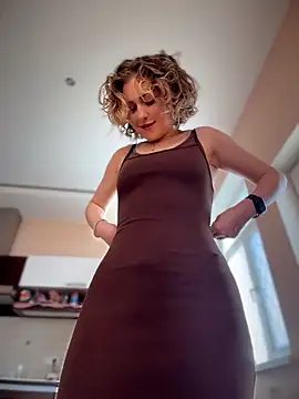 Snapshot of KellyKeler chatting on April 2, 2026, 11:30 am KellyKeler online show from April 2, 2026, 11:30 am